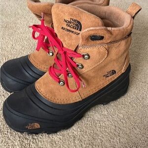 SOLD The North Face Chillkat Waterproof Boots